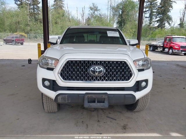 3TMCZ5AN5JM183968 Toyota Tacoma Trd Off Road