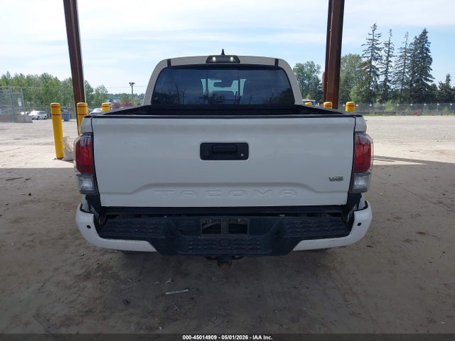 3TMCZ5AN5JM183968 Toyota Tacoma Trd Off Road