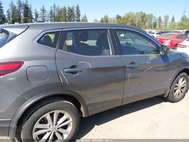 JN1BJ1CR2HW114678 Nissan Rogue Sport S
