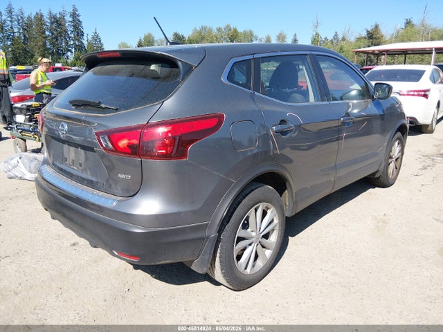 JN1BJ1CR2HW114678 Nissan Rogue Sport S