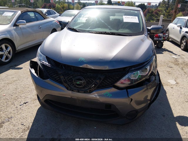 JN1BJ1CR2HW114678 Nissan Rogue Sport S