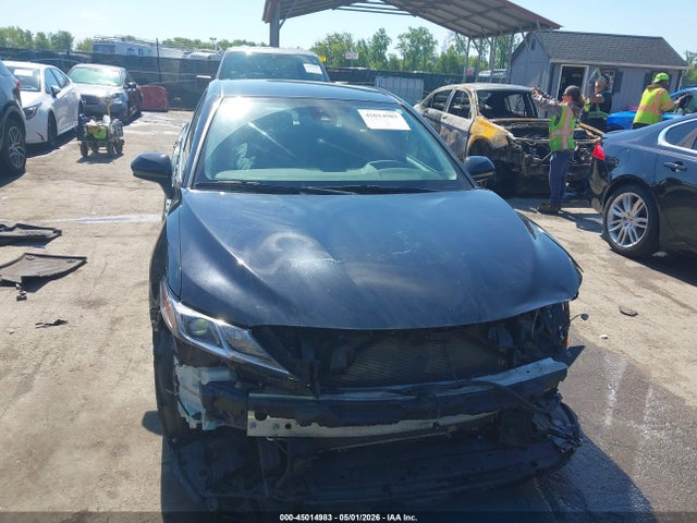 45014983 :رقم المزاد ، 4T1G11AK3LU996629 vin ، 2020 Toyota Camry Se مزاد بيع