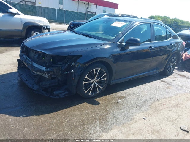 45014983 :رقم المزاد ، 4T1G11AK3LU996629 vin ، 2020 Toyota Camry Se مزاد بيع