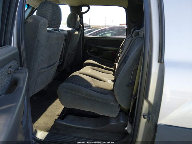 2004 Chevrolet Avalanche 1500 მანქანა იყიდება აუქციონზე, vin: 3GNEK12T24G124213, აუქციონის ნომერი: 45015035
