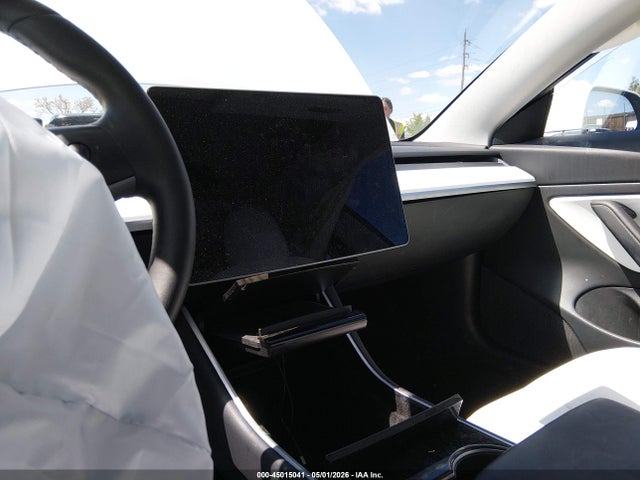 45015041 :رقم المزاد ، 5YJ3E1EB0LF651570 vin ، 2020 Tesla Model 3 Long Range Dual Motor All-wheel Drive مزاد بيع