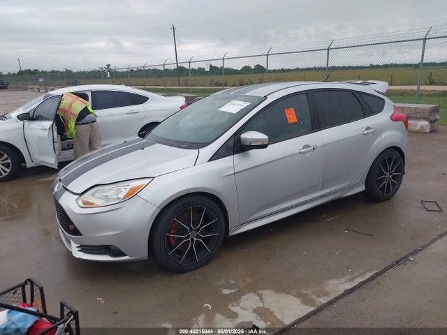 Ford FOCUS ST 2014 1FADP3L95EL399749 Image 2