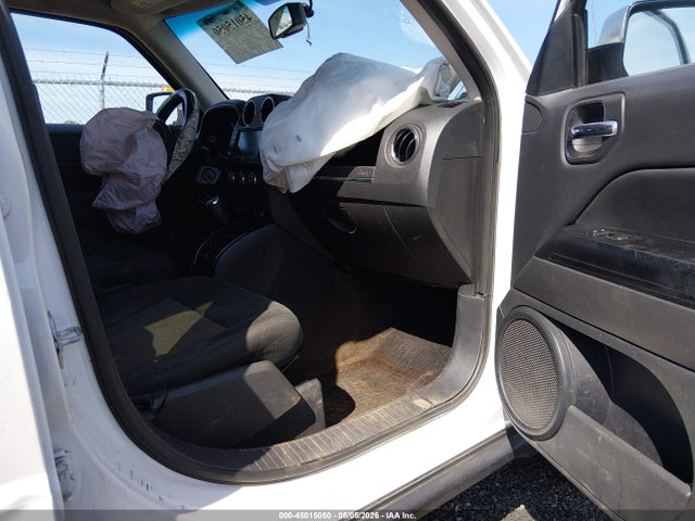 Продаж на аукціоні авто 2014 Jeep Patriot Latitude, vin: 1C4NJPFA1ED619136, номер лоту: 45015050