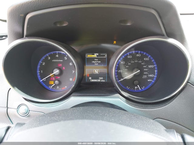 45015059 :رقم المزاد ، 4S3BNBD61F3040924 vin ، 2015 Subaru Legacy 2.5i Premium مزاد بيع