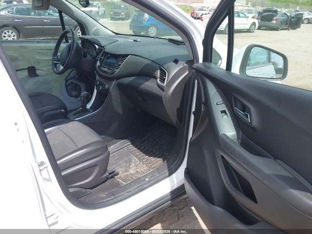 Chevrolet Trax Lt 2018 KL7CJPSBXJB683796 Image 5
