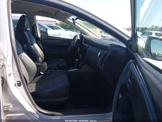 Продажа на аукционе авто 2017 Toyota Corolla Se, vin: 5YFBURHE3HP658897, номер лота: 45015098