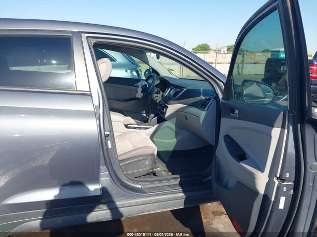 Продажа на аукционе авто 2016 Hyundai Tucson Se, vin: KM8J23A4XGU044863, номер лота: 45015111