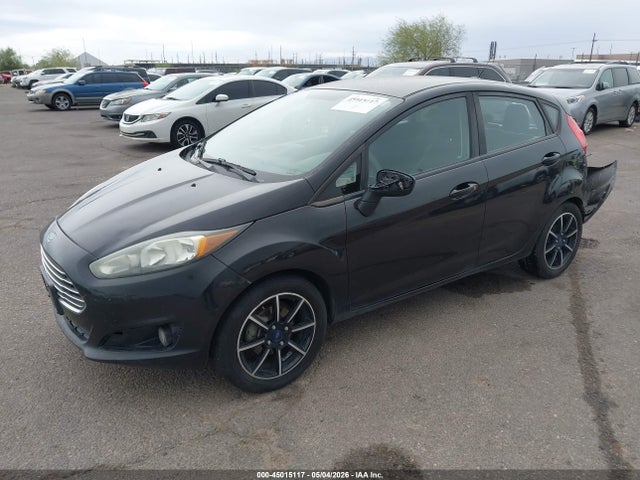 Ford FIESTA SE 2015 3FADP4EJ9FM205981 Image 2