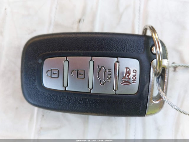 Продаж на аукціоні авто 2013 Hyundai Genesis 3.8, vin: KMHGC4DD1DU234037, номер лоту: 45015118