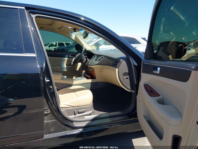 Продаж на аукціоні авто 2013 Hyundai Genesis 3.8, vin: KMHGC4DD1DU234037, номер лоту: 45015118