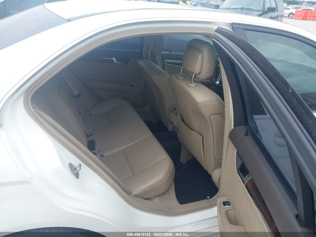 45015123 :رقم المزاد ، WDDGF4HB2EG253030 vin ، 2014 Mercedes-benz C 250 Sport مزاد بيع