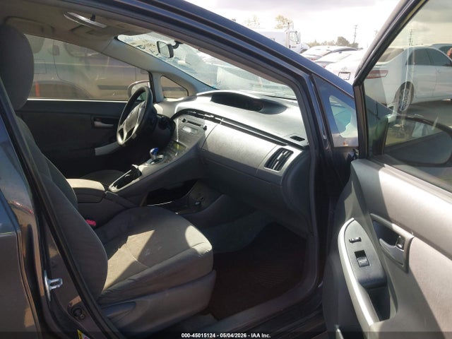 Продажа на аукционе авто 2011 Toyota Prius Two, vin: JTDKN3DU0B1370015, номер лота: 45015124
