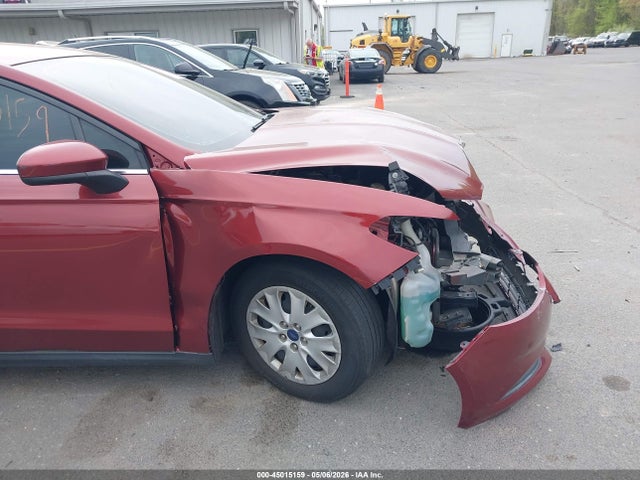 Продажа на аукционе авто 2014 Ford Fusion S, vin: 3FA6P0G72ER263869, номер лота: 45015159