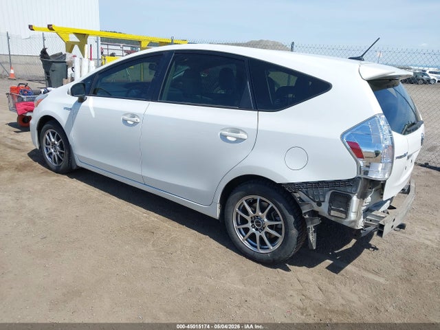 Toyota Prius V Five 2014 JTDZN3EU2E3320707 Image 3