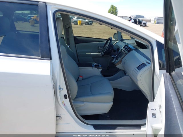 Toyota Prius V Five 2014 JTDZN3EU2E3320707 Image 5