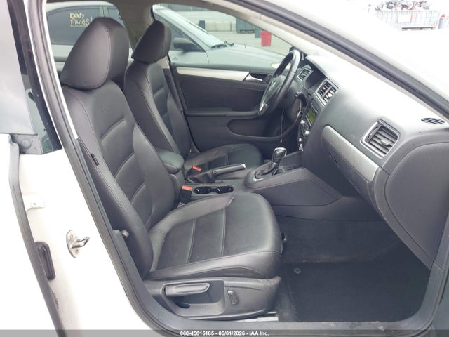 Продажа на аукционе авто 2013 Volkswagen Jetta 2.5l Se, vin: 3VWDP7AJ9DM422300, номер лота: 45015185