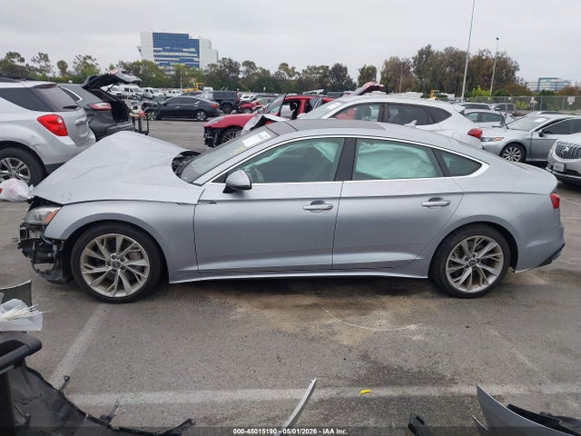 2020 Audi A5 Sportback Premium 45 Tfsi Quattro S Tronic მანქანა იყიდება აუქციონზე, vin: WAUANCF50LA008668, აუქციონის ნომერი: 45015190
