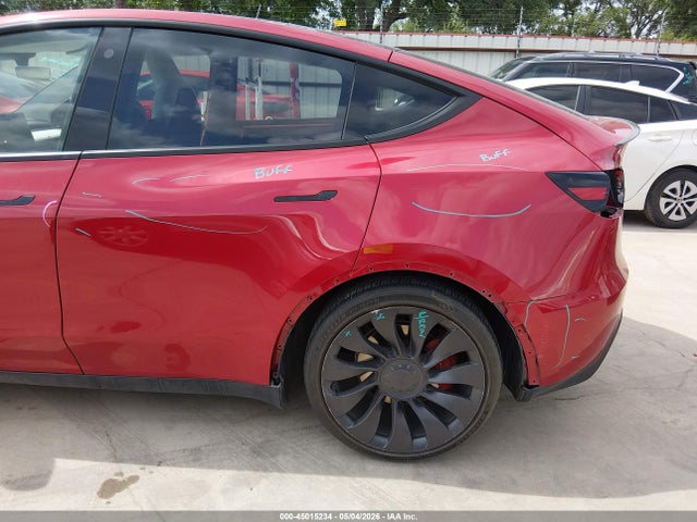 45015234 :رقم المزاد ، 7SAYGDEF0NF382352 vin ، 2022 Tesla Model Y Performance Dual Motor All-wheel Drive مزاد بيع