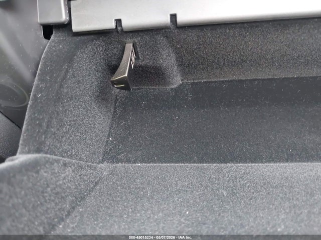 45015234 :رقم المزاد ، 7SAYGDEF0NF382352 vin ، 2022 Tesla Model Y Performance Dual Motor All-wheel Drive مزاد بيع