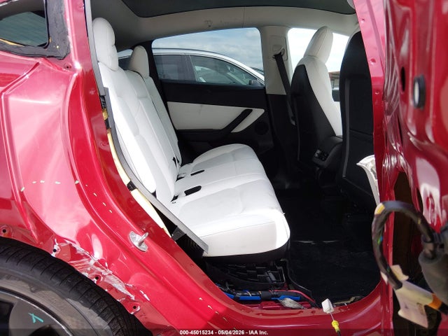 45015234 :رقم المزاد ، 7SAYGDEF0NF382352 vin ، 2022 Tesla Model Y Performance Dual Motor All-wheel Drive مزاد بيع