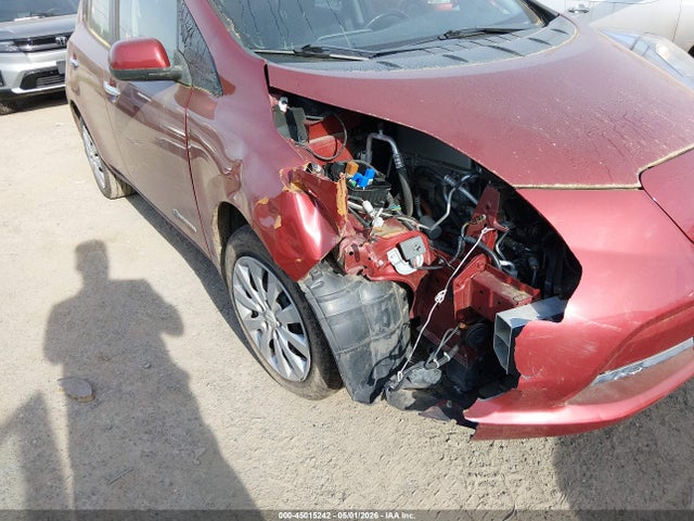 45015242 :رقم المزاد ، 1N4AZ0CP7FC308072 vin ، 2015 Nissan Leaf S مزاد بيع