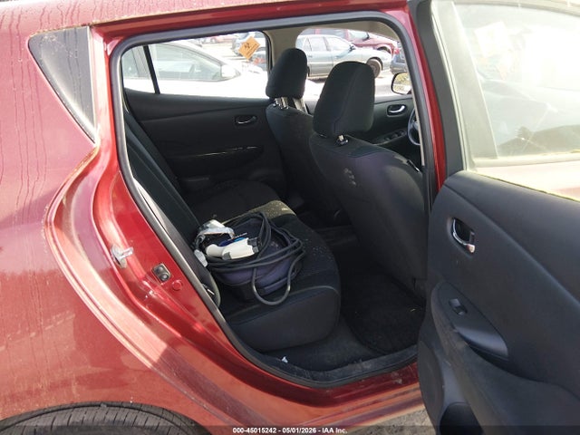 45015242 :رقم المزاد ، 1N4AZ0CP7FC308072 vin ، 2015 Nissan Leaf S مزاد بيع