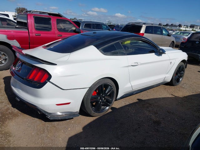 Ford Mustang Ecoboost 2015 1FA6P8TH3F5345093 Image 4