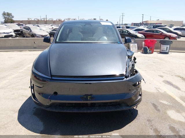 45015307 :رقم المزاد ، 7SAYGDED3TF445438 vin ، 2026 Tesla Model Y مزاد بيع