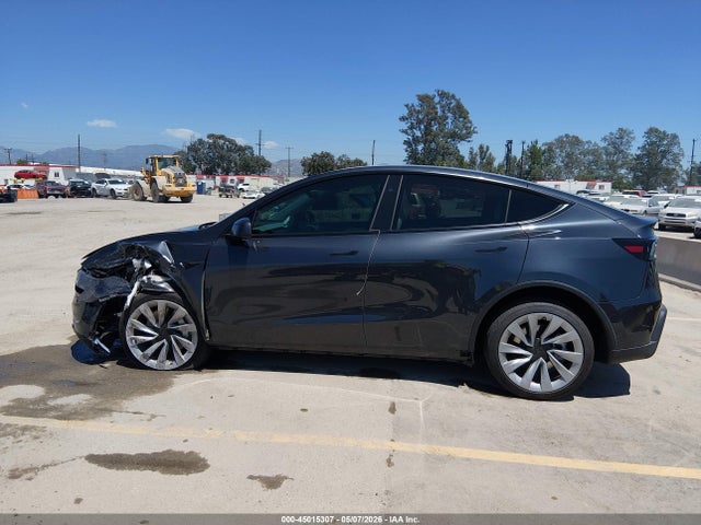 45015307 :رقم المزاد ، 7SAYGDED3TF445438 vin ، 2026 Tesla Model Y مزاد بيع