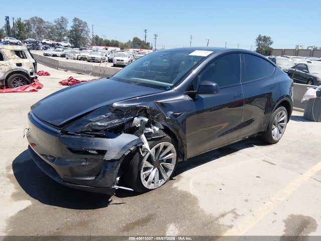 45015307 :رقم المزاد ، 7SAYGDED3TF445438 vin ، 2026 Tesla Model Y مزاد بيع