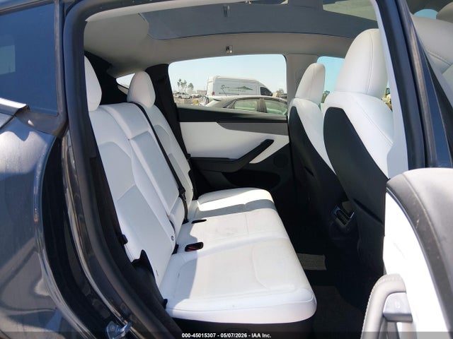 45015307 :رقم المزاد ، 7SAYGDED3TF445438 vin ، 2026 Tesla Model Y مزاد بيع