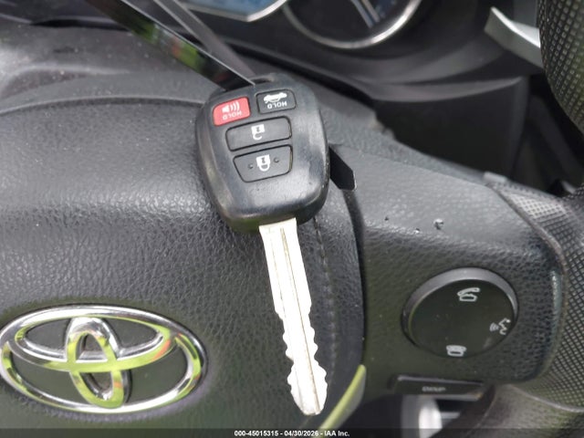 Продажа на аукционе авто 2016 Toyota Corolla Le, vin: 5YFBURHE3GP462845, номер лота: 45015315