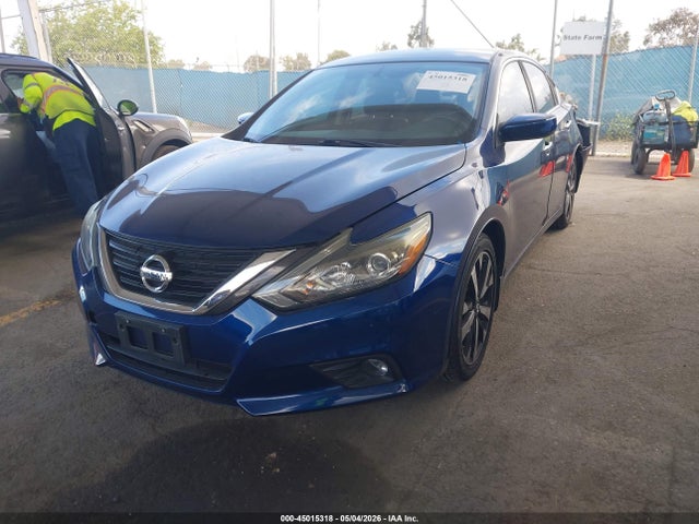 1N4AL3AP4JC120558 Nissan Altima 2.5 Sr
