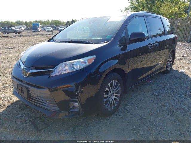 45015320 :رقم المزاد ، 5TDYZ3DC3KS019642 vin ، 2019 Toyota Sienna Xle Premium 8 Passenger مزاد بيع