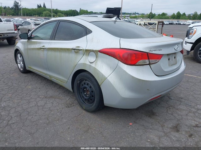 Продажа на аукционе авто 2013 Hyundai Elantra Gls, vin: 5NPDH4AE9DH295118, номер лота: 45015328