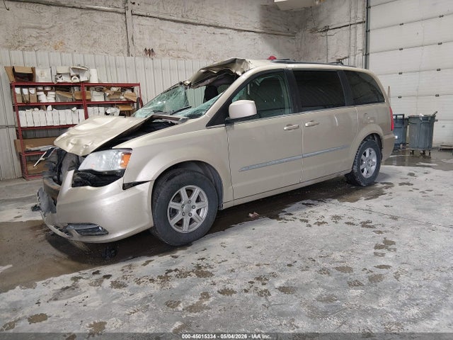 2011 Chrysler Town & Country Touring მანქანა იყიდება აუქციონზე, vin: 2A4RR5DG3BR739593, აუქციონის ნომერი: 45015334