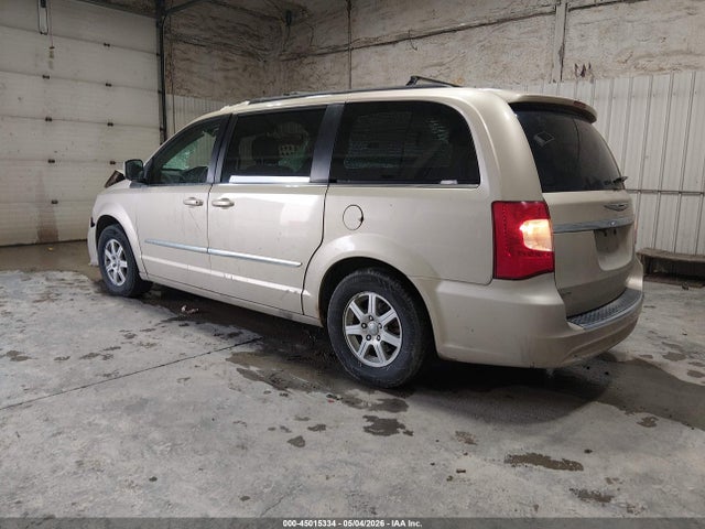 2011 Chrysler Town & Country Touring მანქანა იყიდება აუქციონზე, vin: 2A4RR5DG3BR739593, აუქციონის ნომერი: 45015334