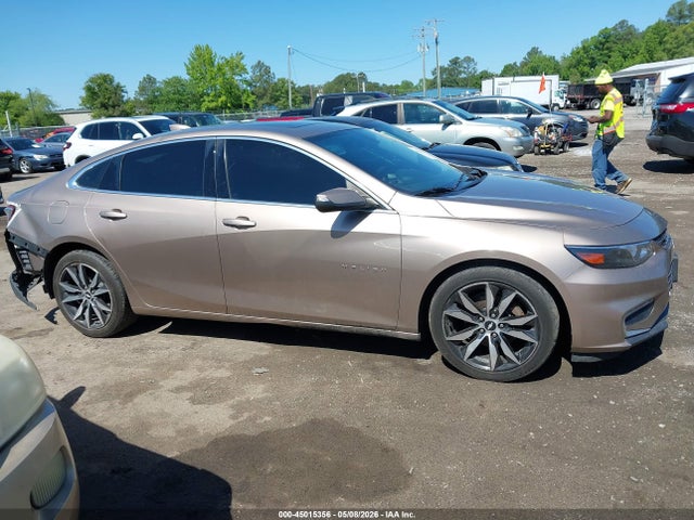 1G1ZD5ST1JF187126 Chevrolet MALIBU LT