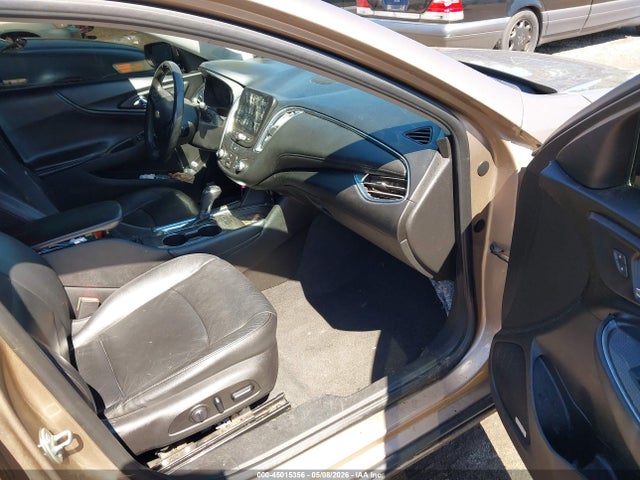 1G1ZD5ST1JF187126 Chevrolet MALIBU LT