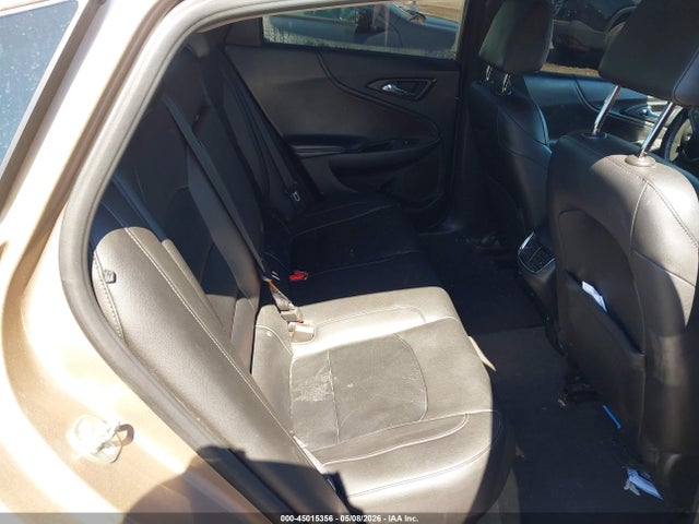 1G1ZD5ST1JF187126 Chevrolet MALIBU LT