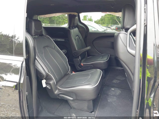 2026 Chrysler Pacifica Limited მანქანა იყიდება აუქციონზე, vin: 2C4RC1GG5TR212958, აუქციონის ნომერი: 45015371