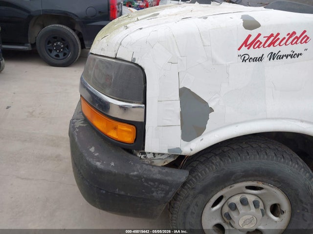 45015442 :رقم المزاد ، 1GCGG25V961241553 vin ، 2006 Chevrolet Express Work Van مزاد بيع