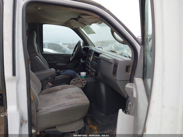 45015442 :رقم المزاد ، 1GCGG25V961241553 vin ، 2006 Chevrolet Express Work Van مزاد بيع