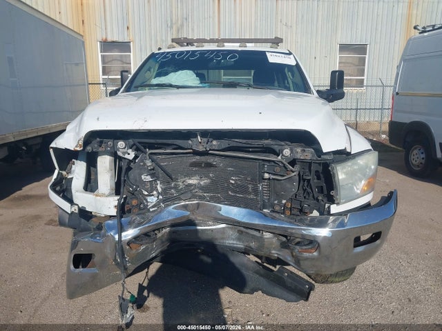 2011 Ram Ram 3500 Hd Chassis St/slt/laramie მანქანა იყიდება აუქციონზე, vin: 3D6WZ4CL3BG636109, აუქციონის ნომერი: 45015450