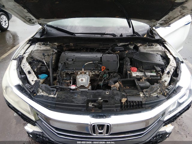 45015456 :رقم المزاد ، 1HGCR2F30HA020448 vin ، 2017 Honda Accord Lx مزاد بيع