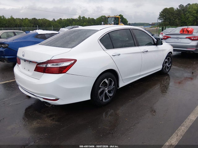 45015456 :رقم المزاد ، 1HGCR2F30HA020448 vin ، 2017 Honda Accord Lx مزاد بيع